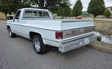 Gmc-sierra-classic-15-1980-white-6
