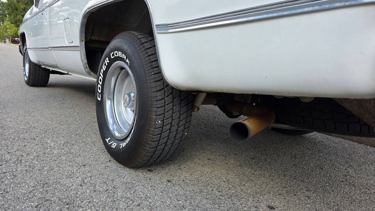 Gmc-sierra-classic-15-1980-white-7