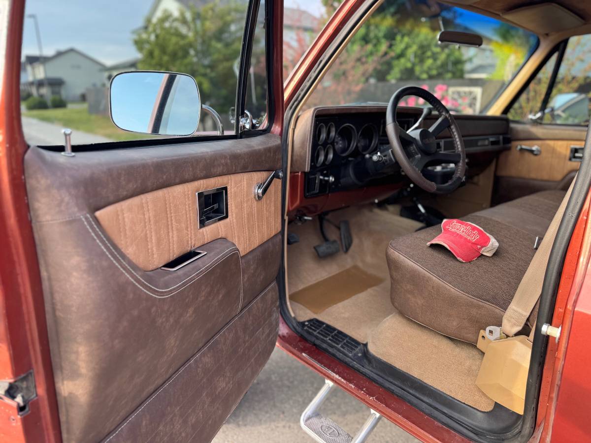Gmc-sierra-classic-1986-4