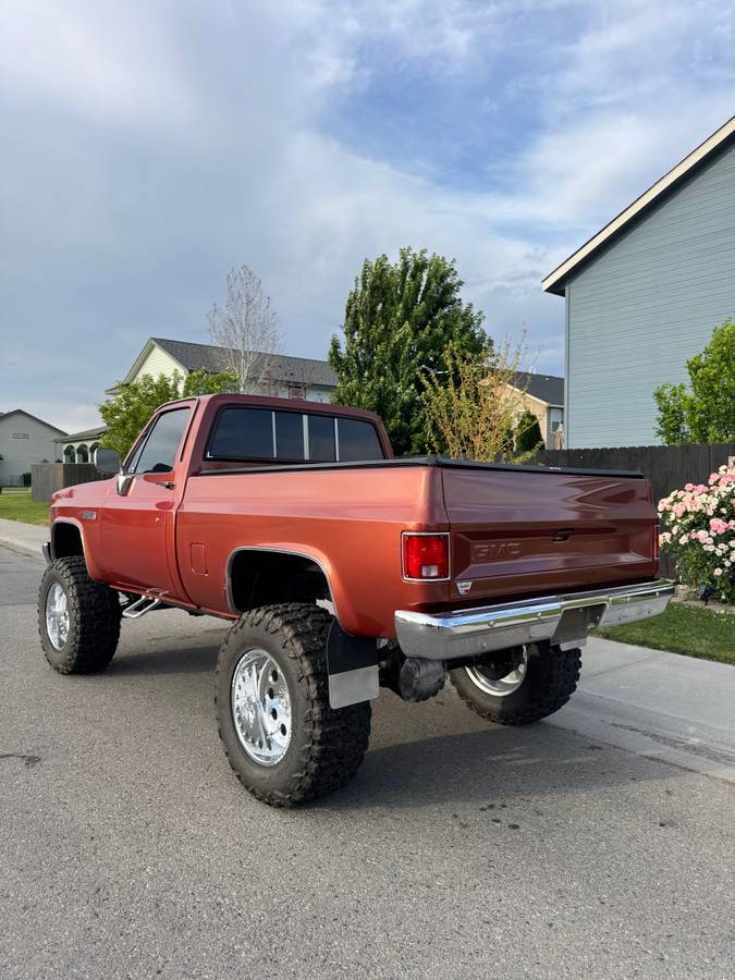 Gmc-sierra-classic-1986-7