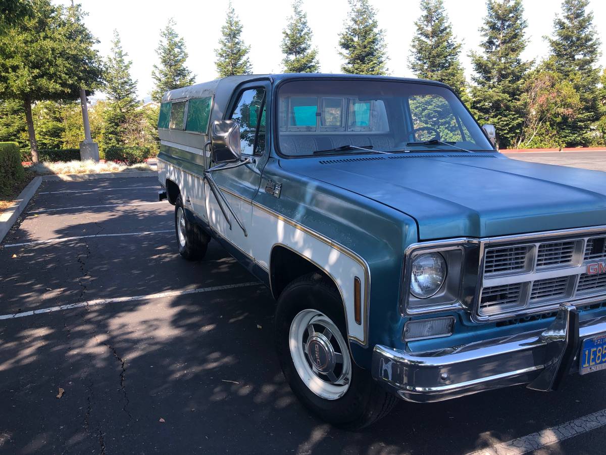 Gmc-sierra-classic-35-1977-blue-1