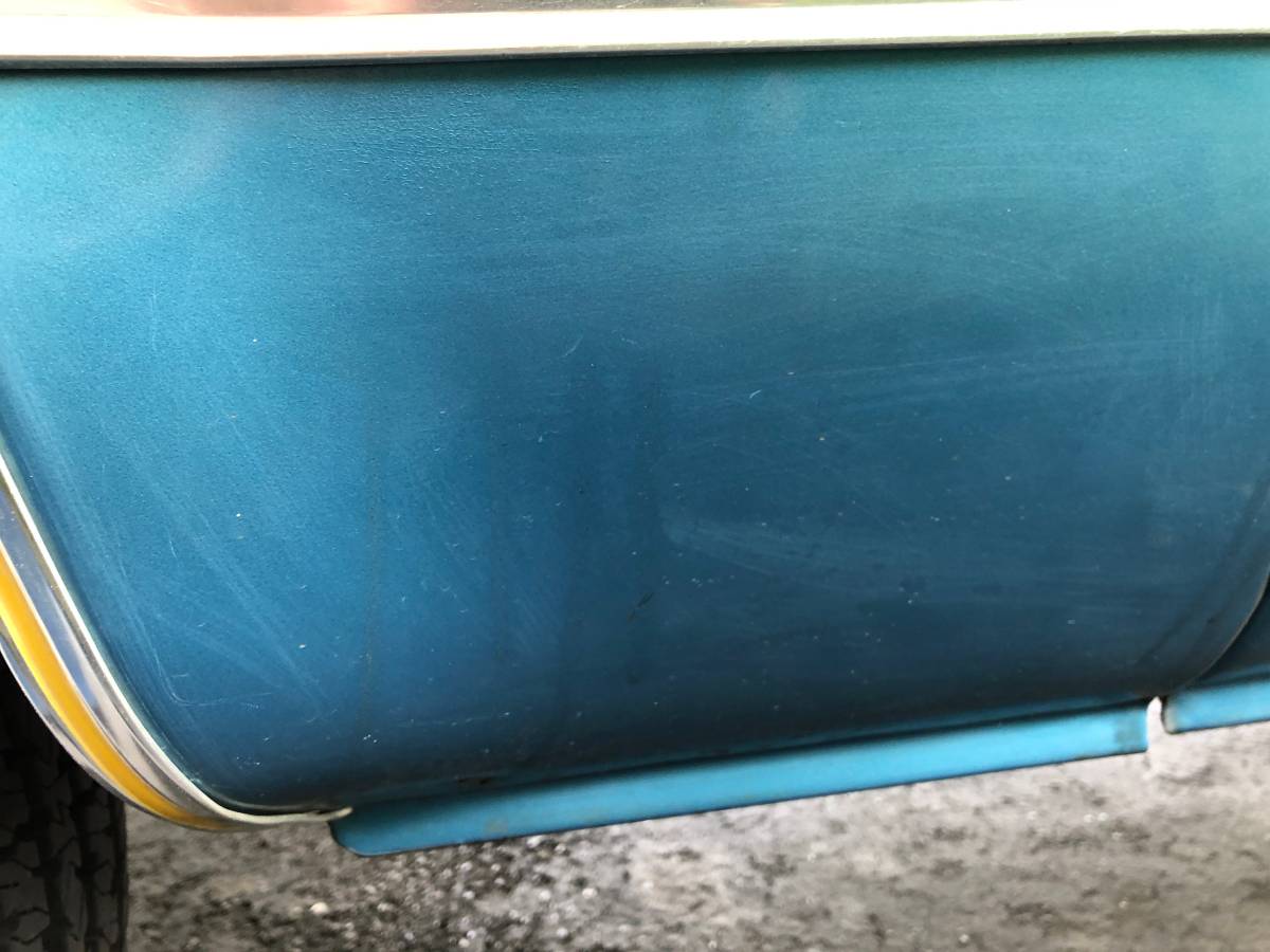 Gmc-sierra-classic-35-1977-blue-14