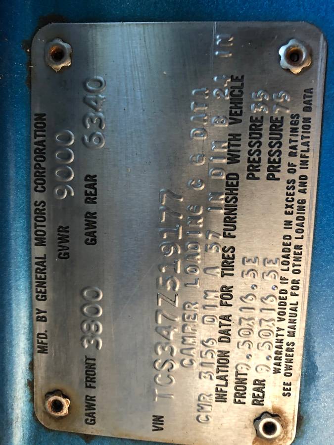Gmc-sierra-classic-35-1977-blue-17