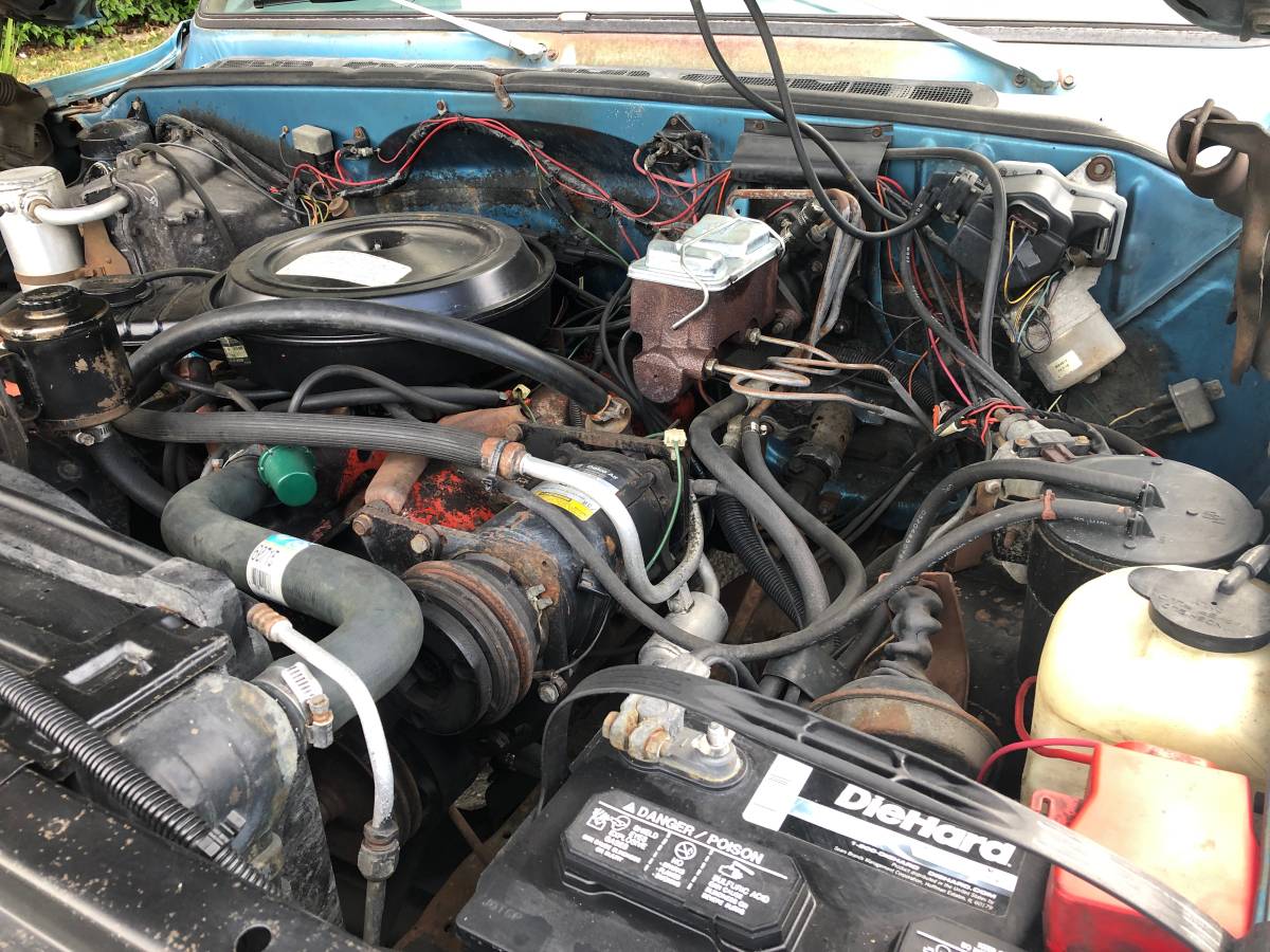 Gmc-sierra-classic-35-1977-blue-5