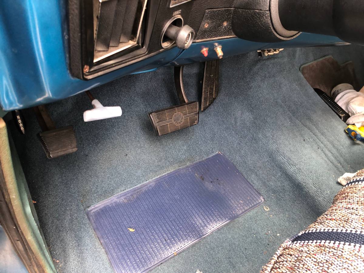 Gmc-sierra-classic-35-1977-blue-6