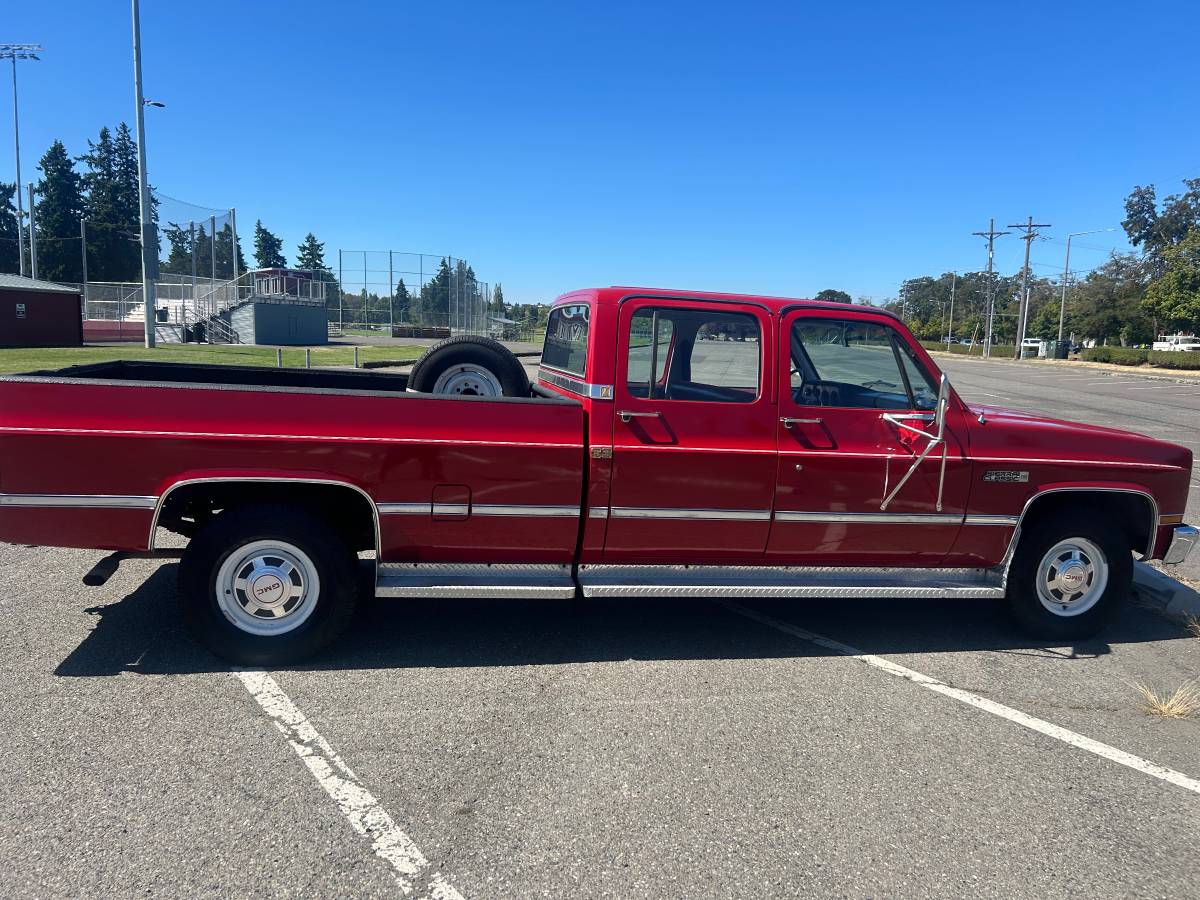 Gmc-sierra-classic-3500-1984