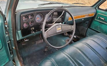 Gmc-sierra-grande-15-1977-green-9