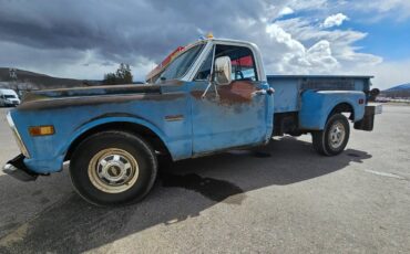 Gmc-sierra-grande-1972-blue