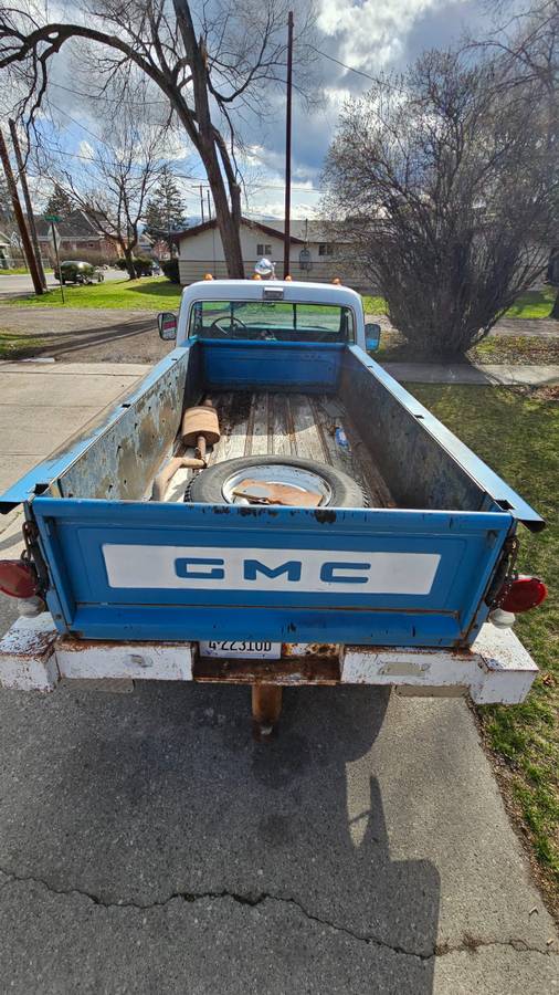 Gmc-sierra-grande-1972-blue-7