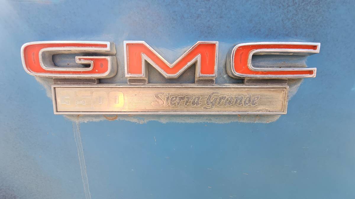 Gmc-sierra-grande-1972-blue-9
