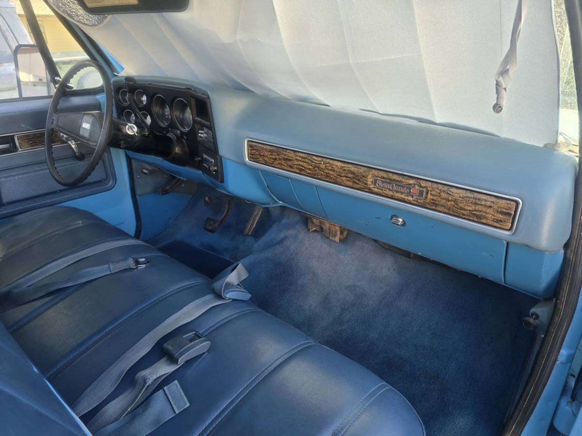 Gmc-sierra-grande-1975-blue-10