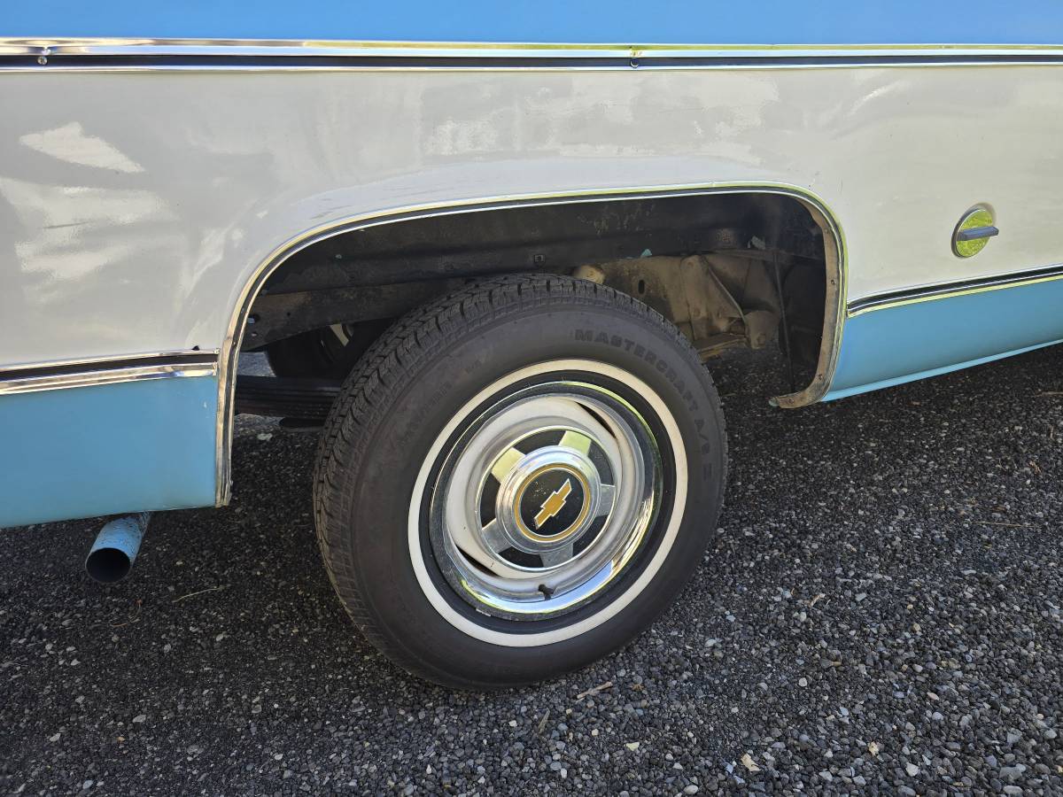Gmc-sierra-grande-1975-blue-21