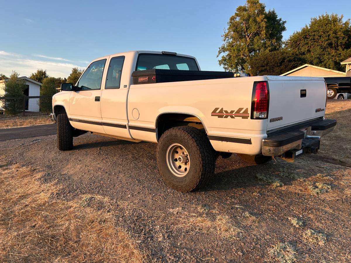 Gmc-sierra-sle-k1500-4x4-1995-white-3