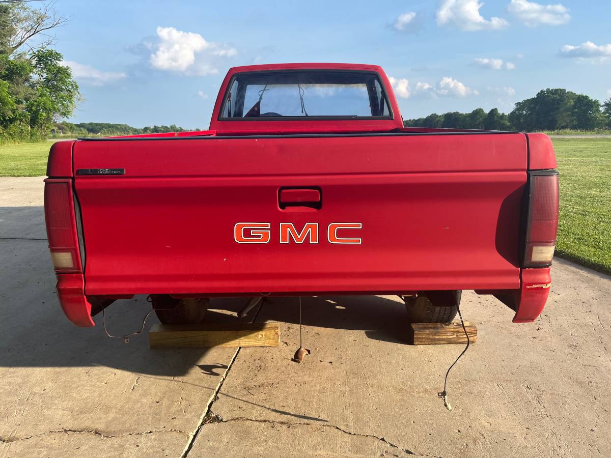 Gmc-sonoma-1988-red-2