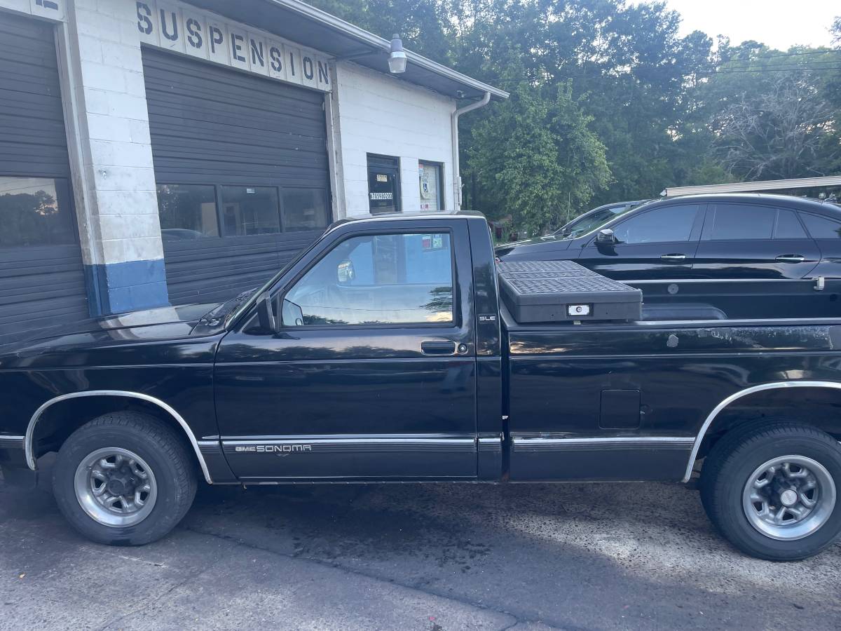 Gmc-sonoma-1990-black-3