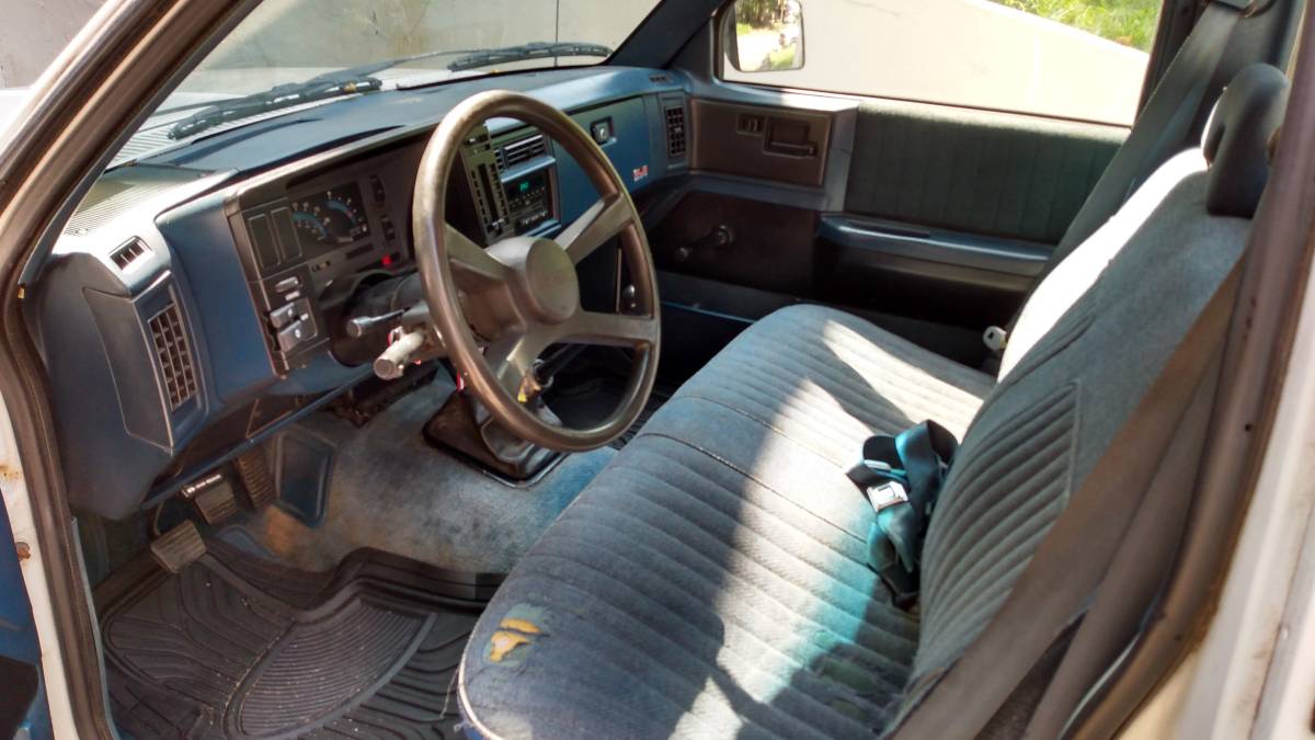 Gmc-sonoma-1993-white-2