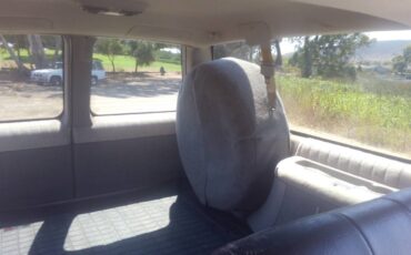 Gmc-suburban-12-ton-nominal-1994-white-4