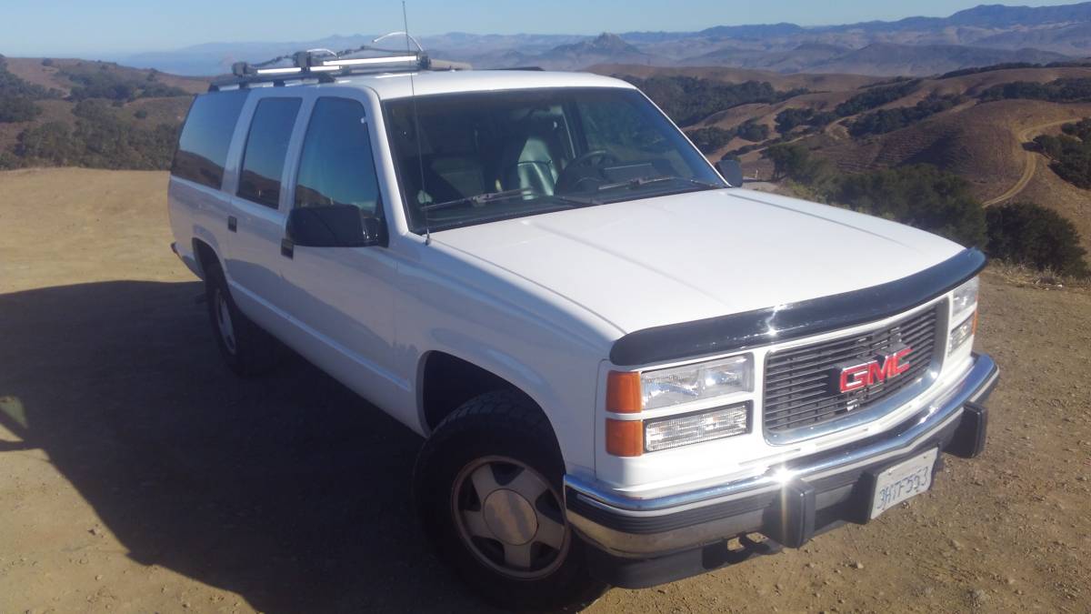 Gmc-suburban-12-ton-nominal-1994-white