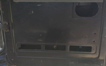 Gmc-suburban-1500-1990-blue-16