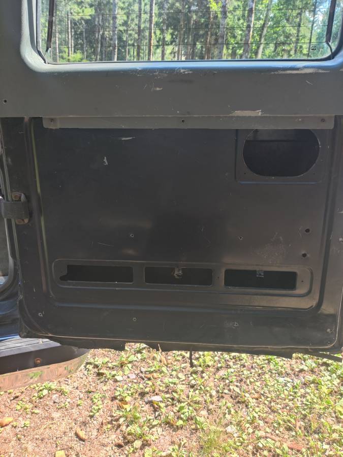 Gmc-suburban-1500-1990-blue-16
