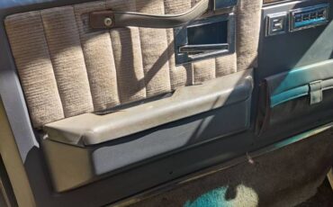 Gmc-suburban-1500-1990-blue-5