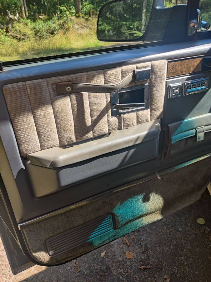 Gmc-suburban-1500-1990-blue-5