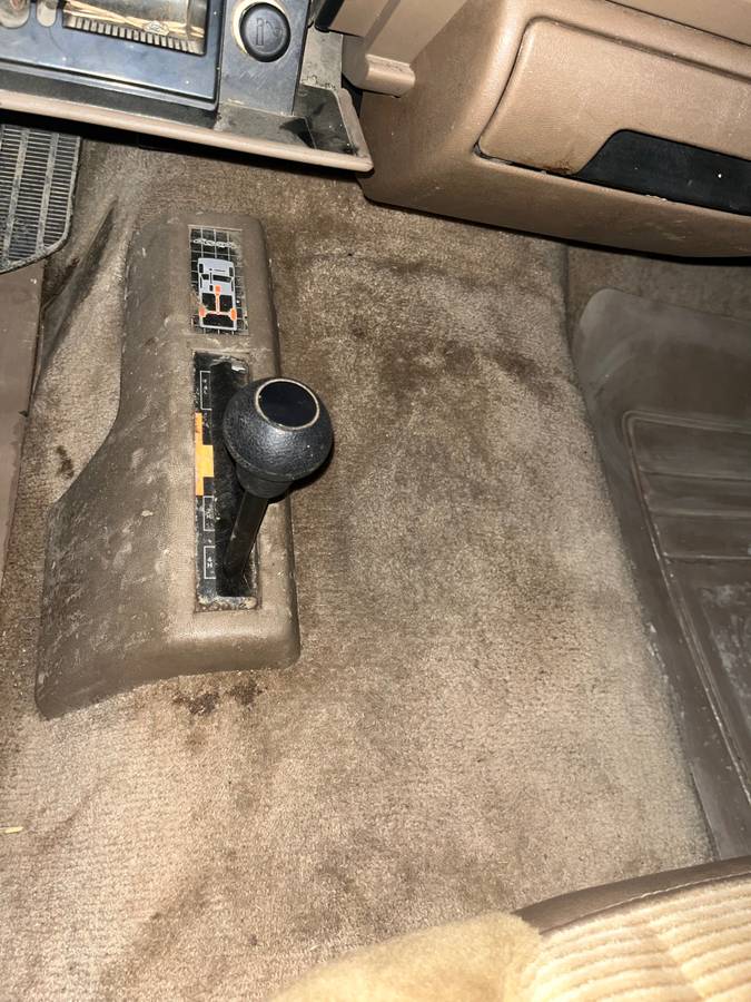 Gmc-suburban-1500-1993-12