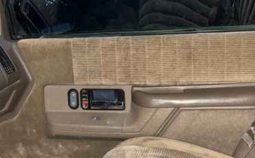 Gmc-suburban-1500-1993-15