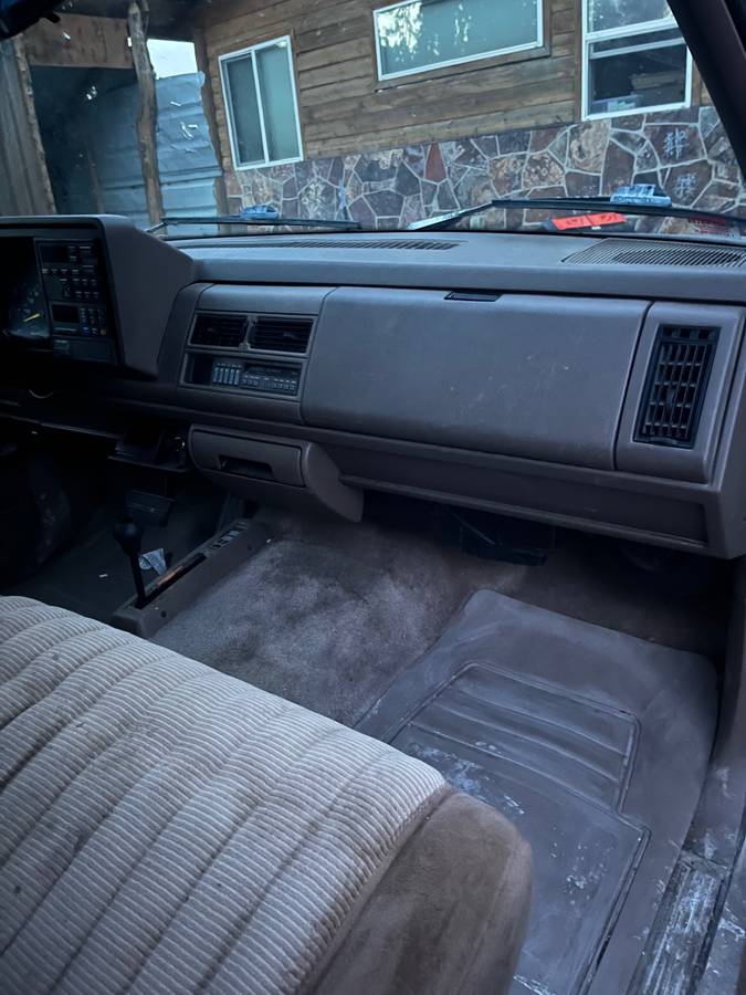Gmc-suburban-1500-1993-2