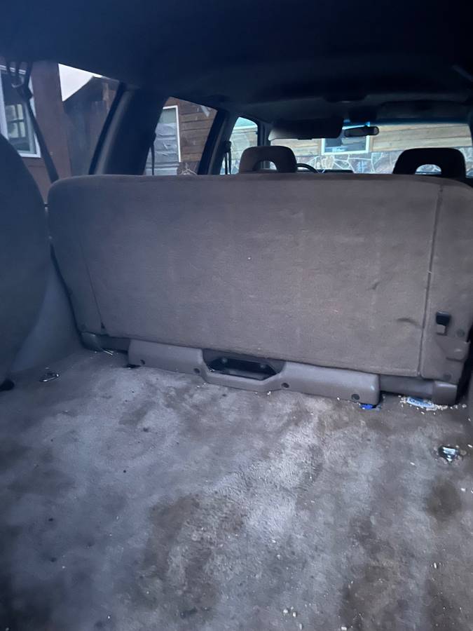 Gmc-suburban-1500-1993-21