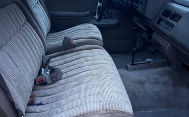 Gmc-suburban-1500-1993-3