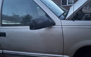 Gmc-suburban-1500-1993-5
