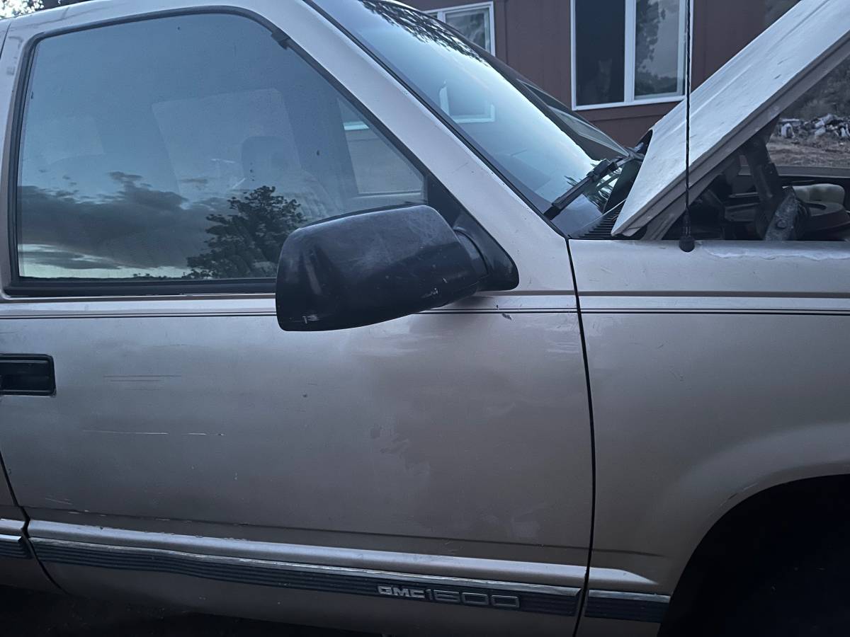 Gmc-suburban-1500-1993-5