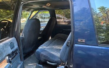 Gmc-suburban-1500-1993-blue-3
