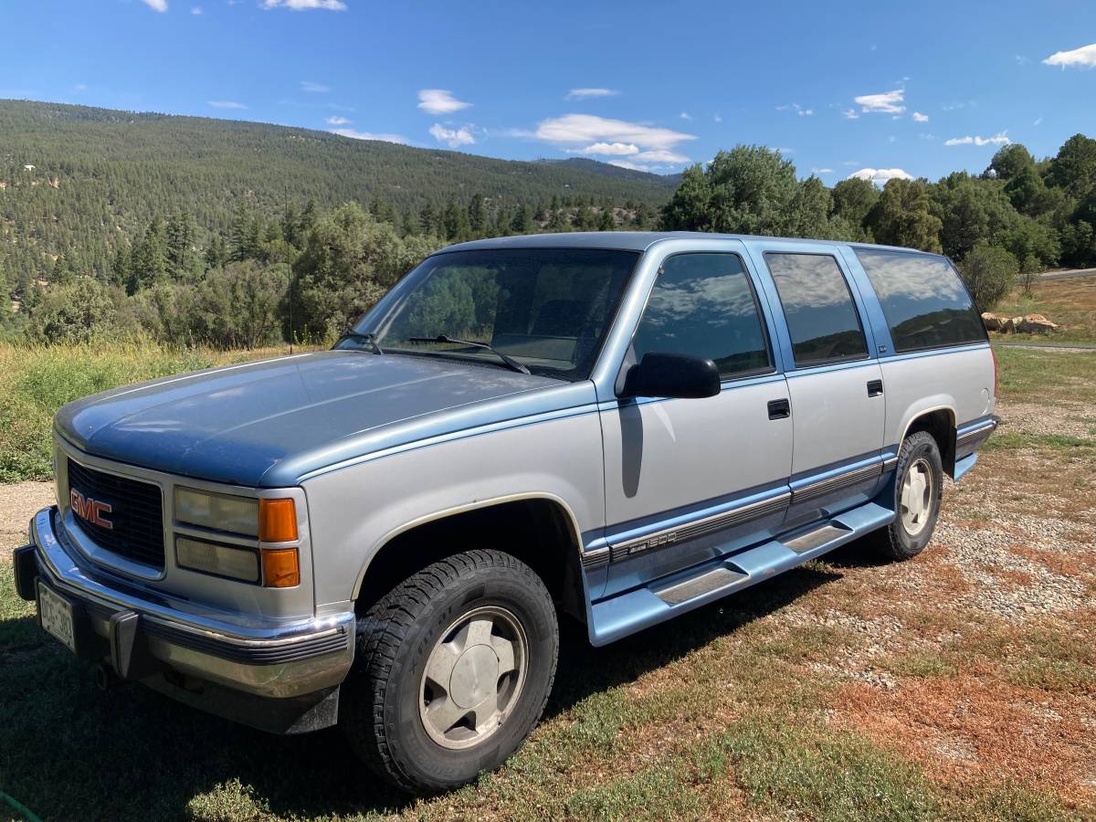 Gmc-suburban-1500-1994-grey