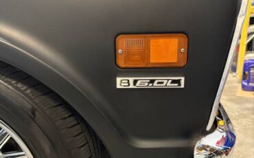 Gmc-suburban-1971-black-13
