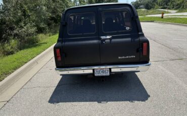 Gmc-suburban-1971-black-4