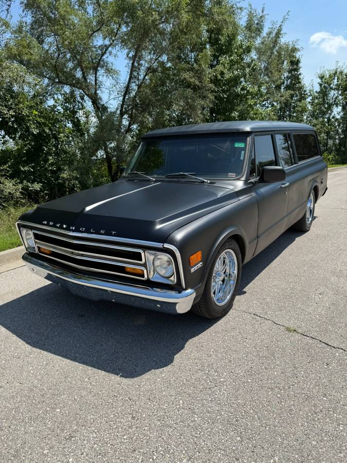 Gmc-suburban-1971-black-5