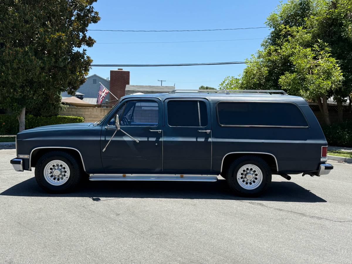 Gmc-suburban-1988-1