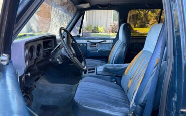 Gmc-suburban-1988-13