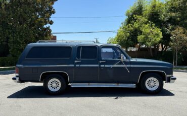 Gmc-suburban-1988-4