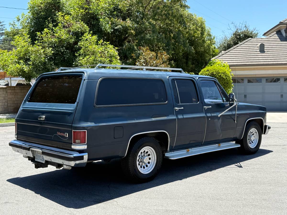Gmc-suburban-1988-5