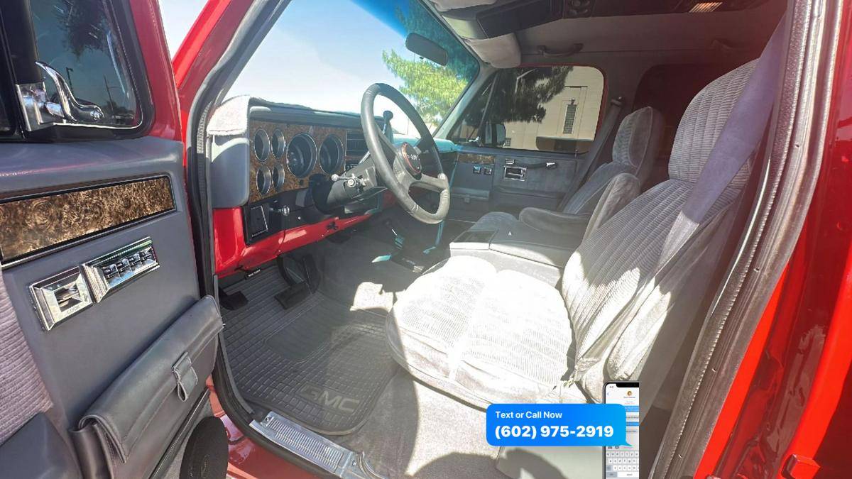 Gmc-suburban-1989-red-11
