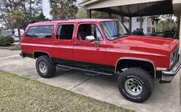 Gmc-suburban-1990-red