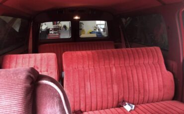 Gmc-suburban-1990-red-5