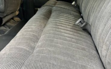 Gmc-suburban-1990-silver-5