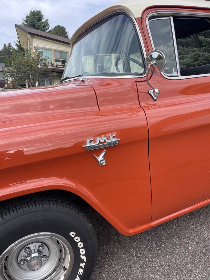 Gmc-suburban-carrier-1955-brown-6