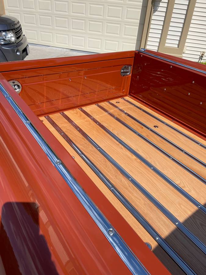 Gmc-suburban-carrier-1955-brown-8