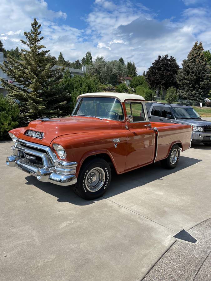 Gmc-suburban-carrier-1955-brown