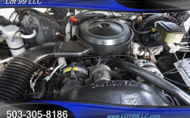 Gmc-suburban-v1500-4dr-v8-auto-1989-white-11